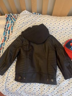 Boys 3T jacket. Brand new.