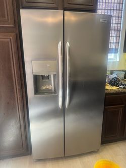 Frigidaire Gallery Refrigerator ready for you