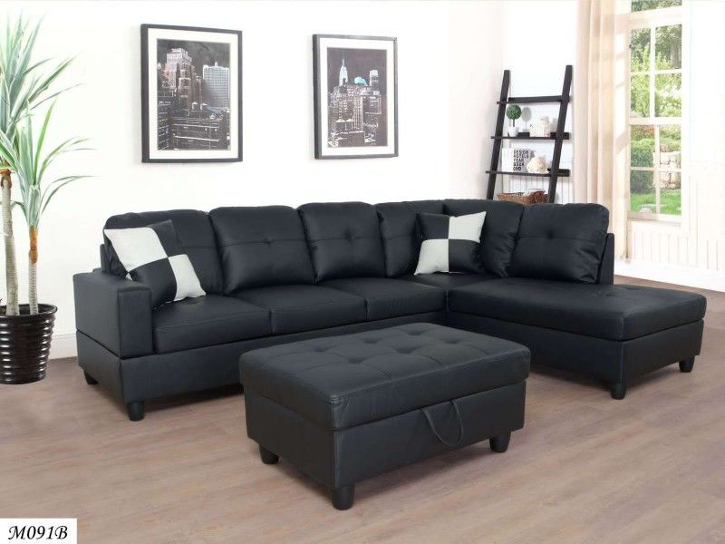 BRAND NEW SECTIONAL COUCH WITH OTTOMAN INCLUDED