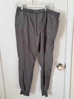Beyond scrubs L grey scrub pant jogger