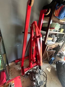 2-Ton Hydraulic Engine Hoist / Shop Crane – Strongway – Excellent Condition