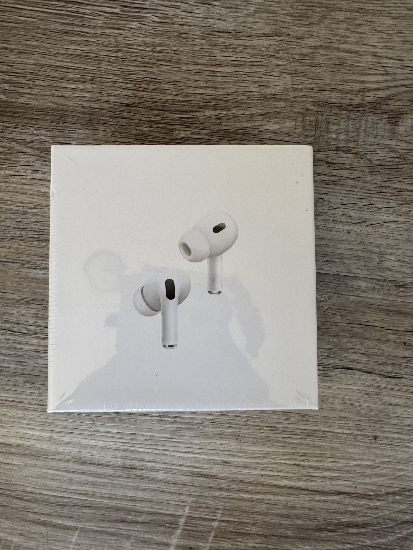 Apple AirPods Pro (2nd generation) with MagSafe Charging Case (USB-C)