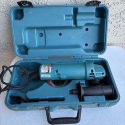 Makita 4" Disc Grinder, model N9514B