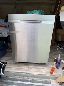 New Stainless Steel Built-In Dishwasher