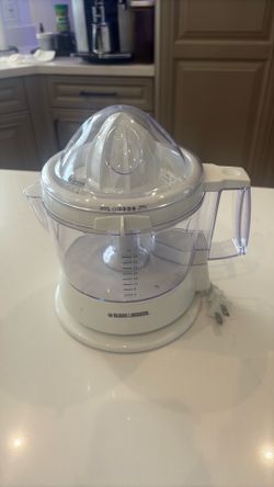 Juicer-Black and Decker