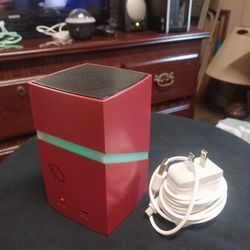 Bluetooth  Speaker  +  Charger 