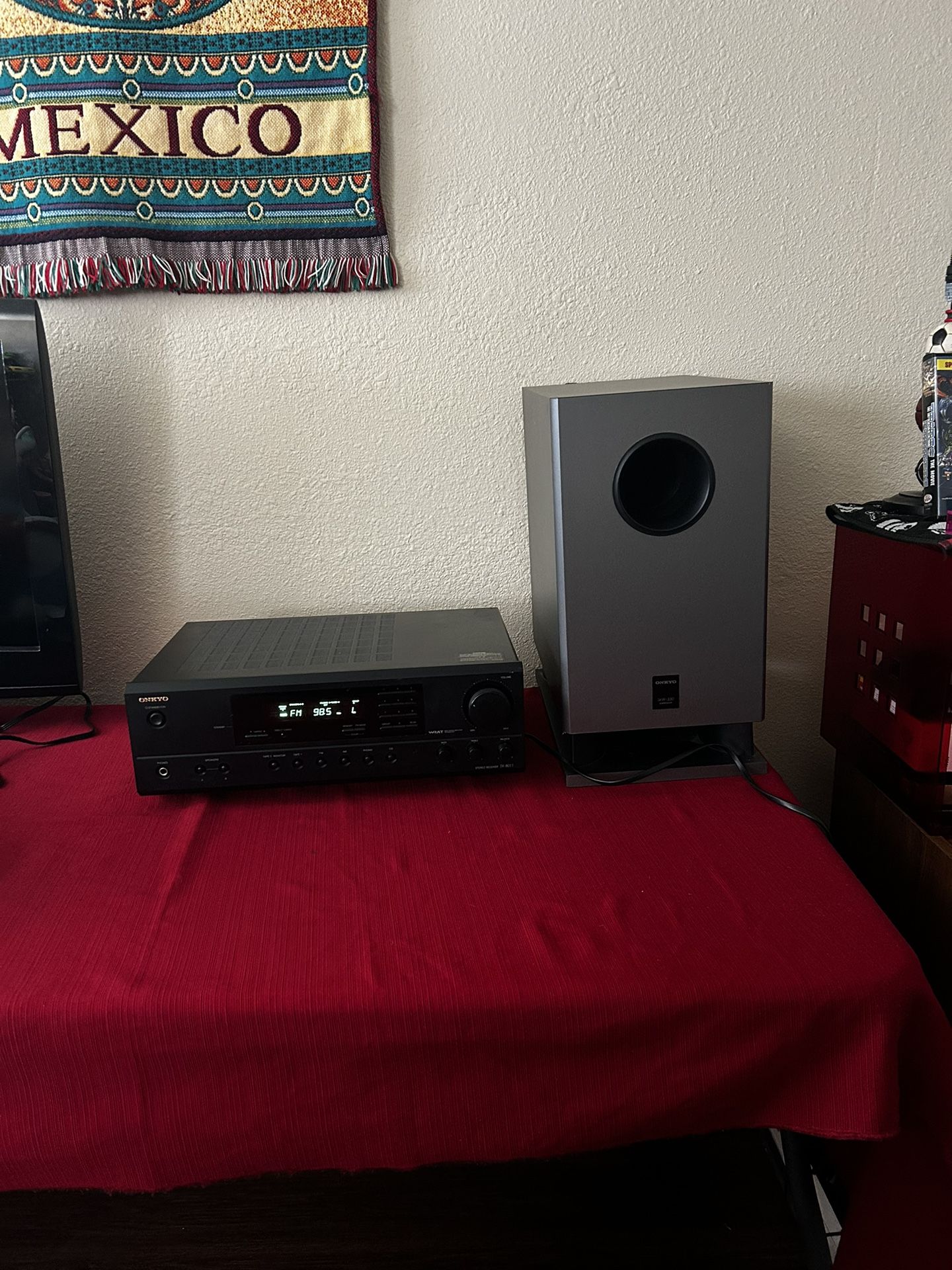 ONKYO AMPLIFIER STEREO RECEIVER AND SUBWOOFER