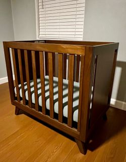 Mini Crib