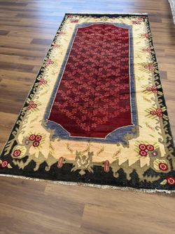Hand Knotted Wool Area Rug