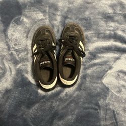 Adidas Sambas Black Size 4 1/2