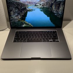 Macbook Pro16 inches   16gb Ram  Intel core i9 