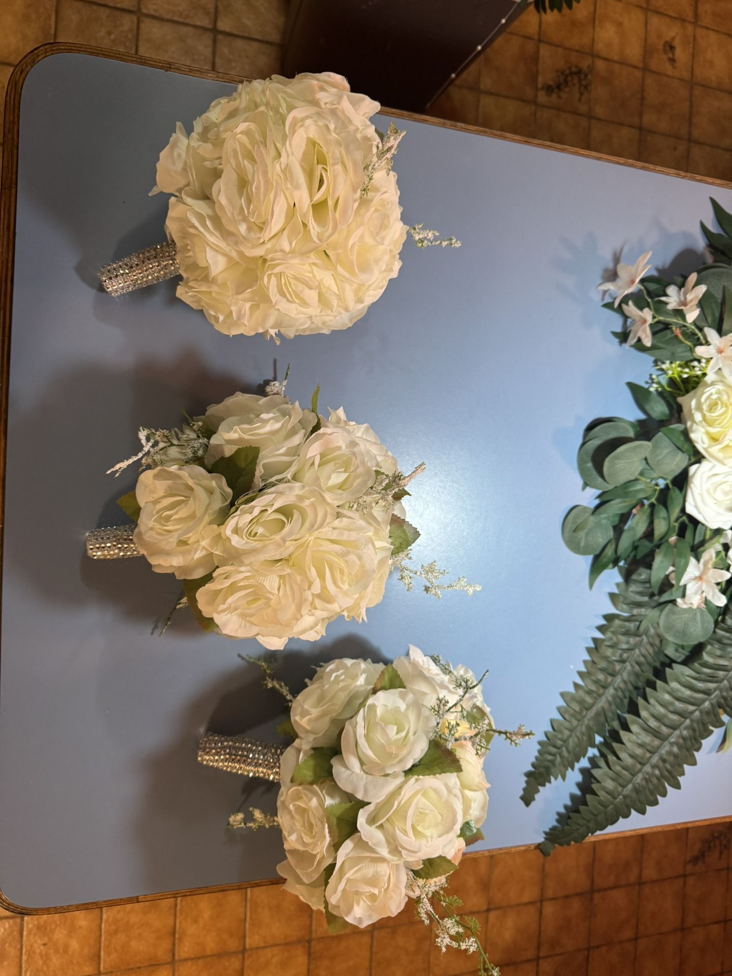3 White Rose Bouquet With Bedazzled Handle