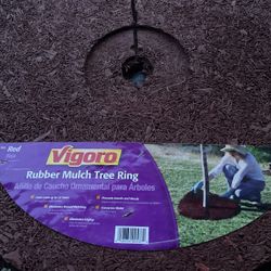 Rubber Mulch Tree Ring