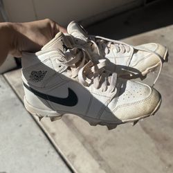 Youth Cleats