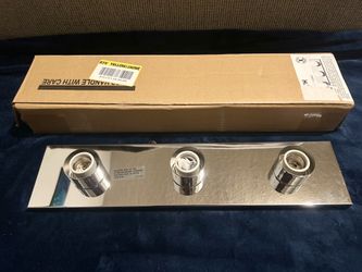 Independence Traditional Bathroom Vanity Light Strip Chrome 18in. 3-Light