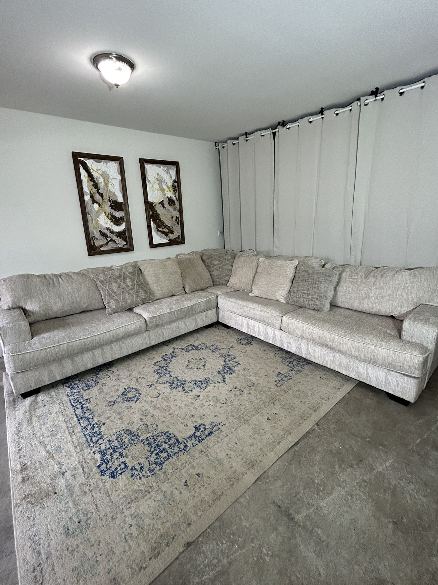 Ashley F. Rawcliff, 3 piece sectional 🛻Delivery Available 🛻