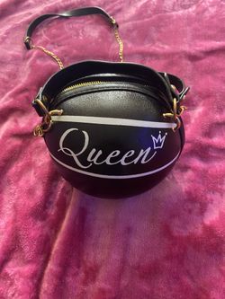 Black & Gold Queen Basketball Purse