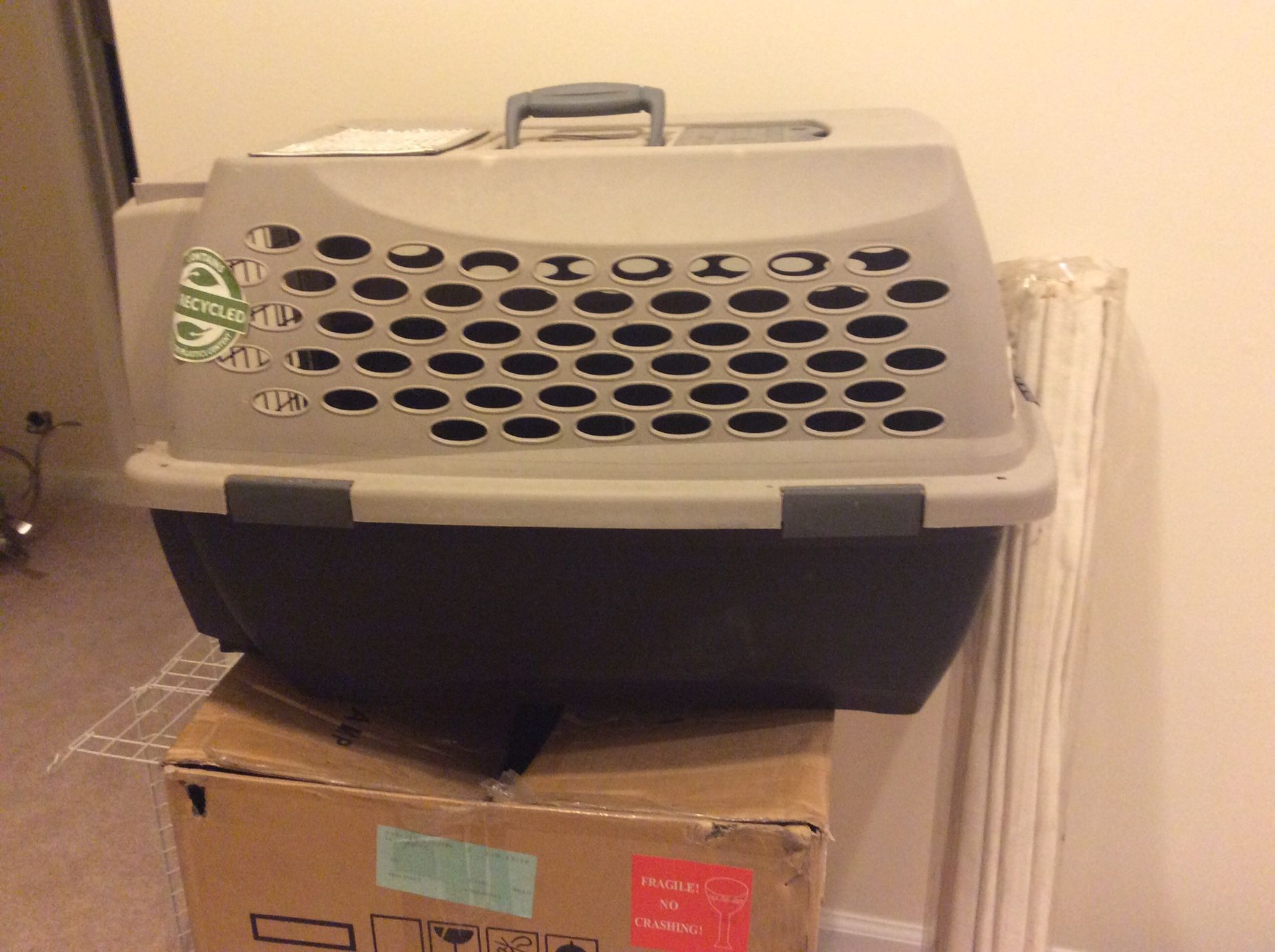 Aminal Carrying Cage (18”w x 27”l x 18-1/2”h)