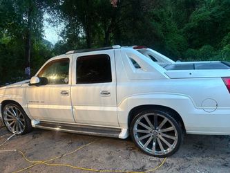 2003 Cadillac Escalade