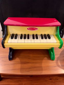 Melissa & Doug Learn-to-Play Wooden Mini Piano Toy with 25 Keys