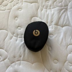 BEATS SOLO WIRELESS HEADPHONES
