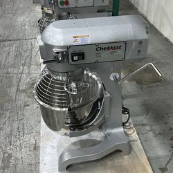 ChefAsst CA-MX20C 20L 3-Speed 1 1/2 HP Planetary Stand Mixer with Guard & Standard Accessories