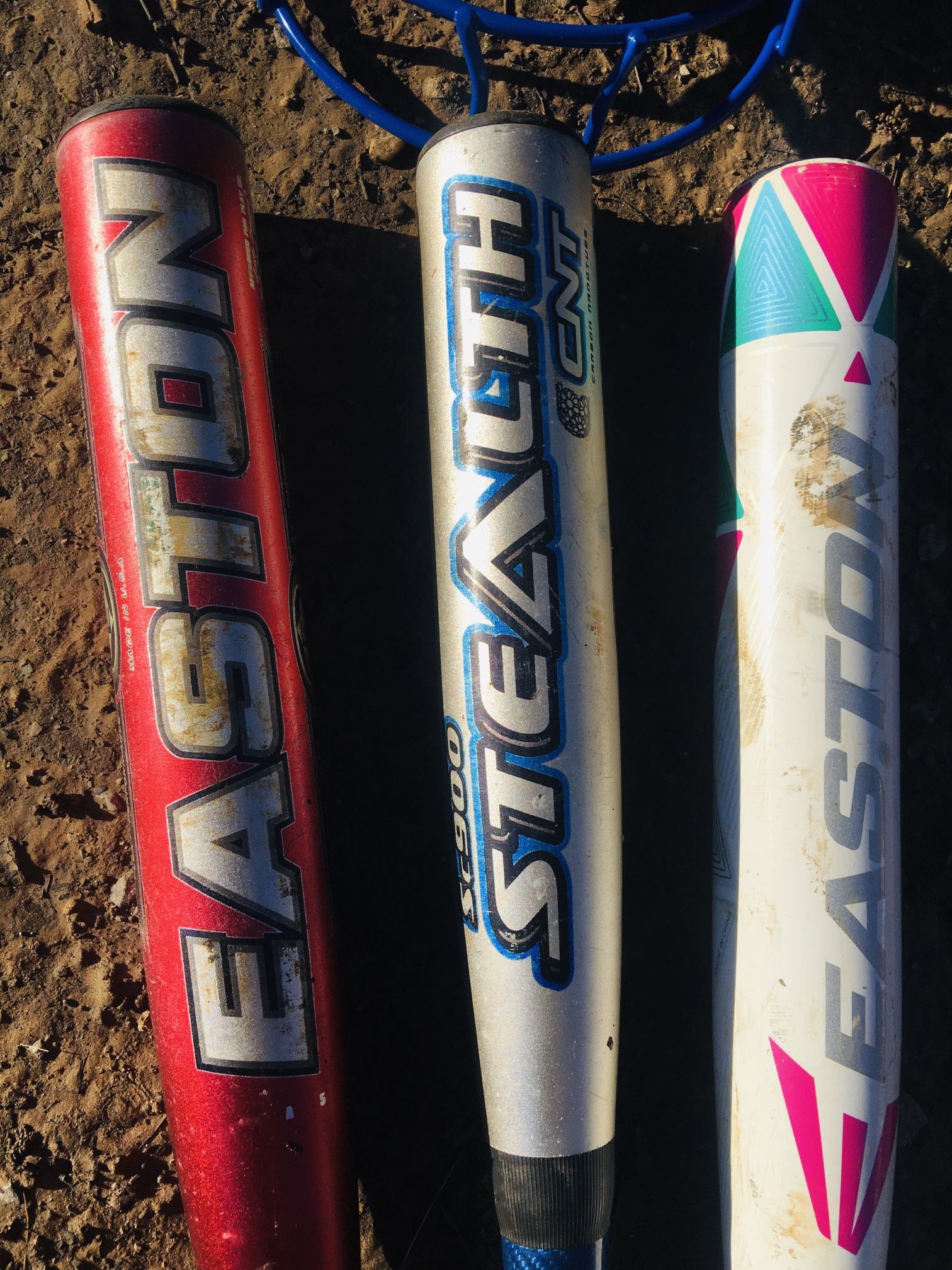 3 Bats One Helmet 🪖 - 1 Backpack 🎒 1 Price