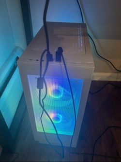 Gaming PC with 5070, 32 GB RAM, 14700 KF, 1TB SSD