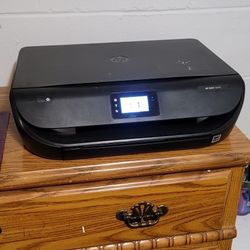 HP Envy 5070 Wireless color inkjet printer comes with original box very good condition