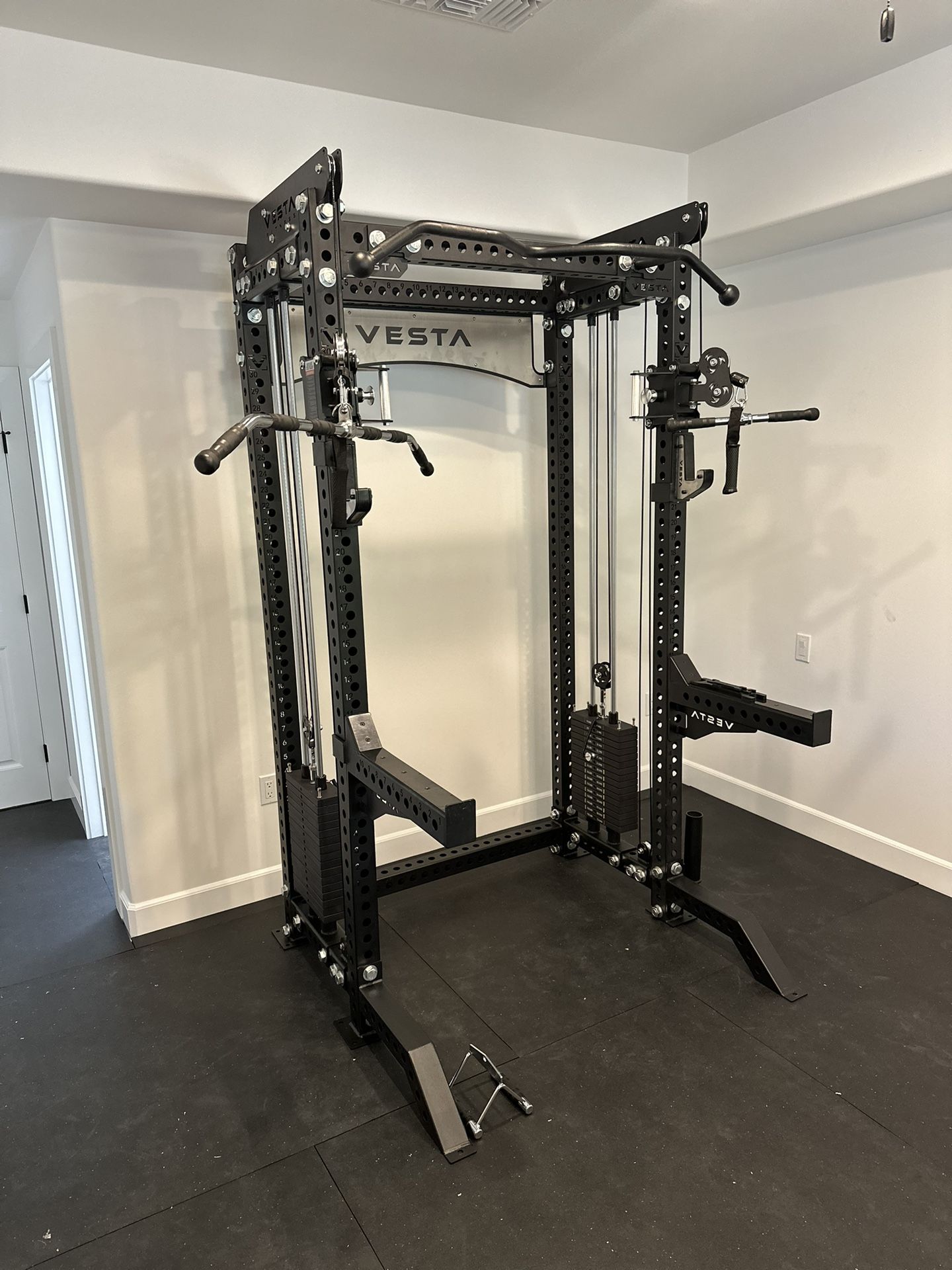 Vesta Fitness PRO SERIES 2 1 Ultimate Half Rack Functional...