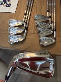 SRIXON ZXi7 Practically NEW Left Handed (LH) Iron Set (4-PW, GW)