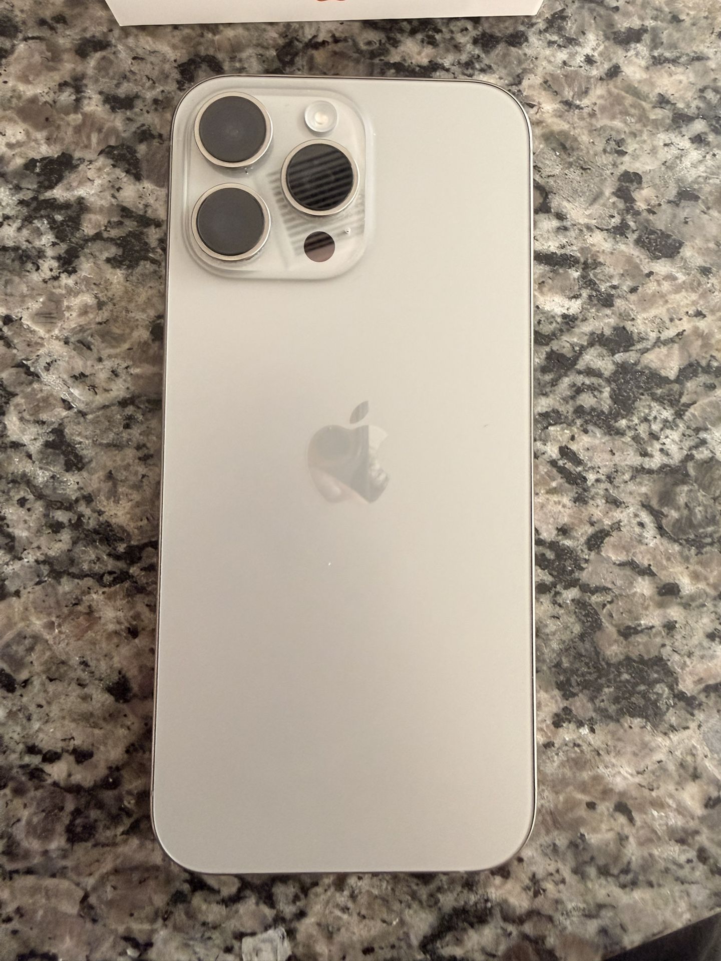 IPHONE 16 PRO MAX UNLOCKED 256GB