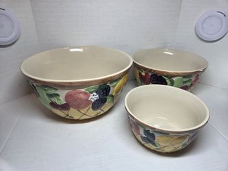 3 Piece Vintage Ceramic 3D Fruit Mixing Bowls