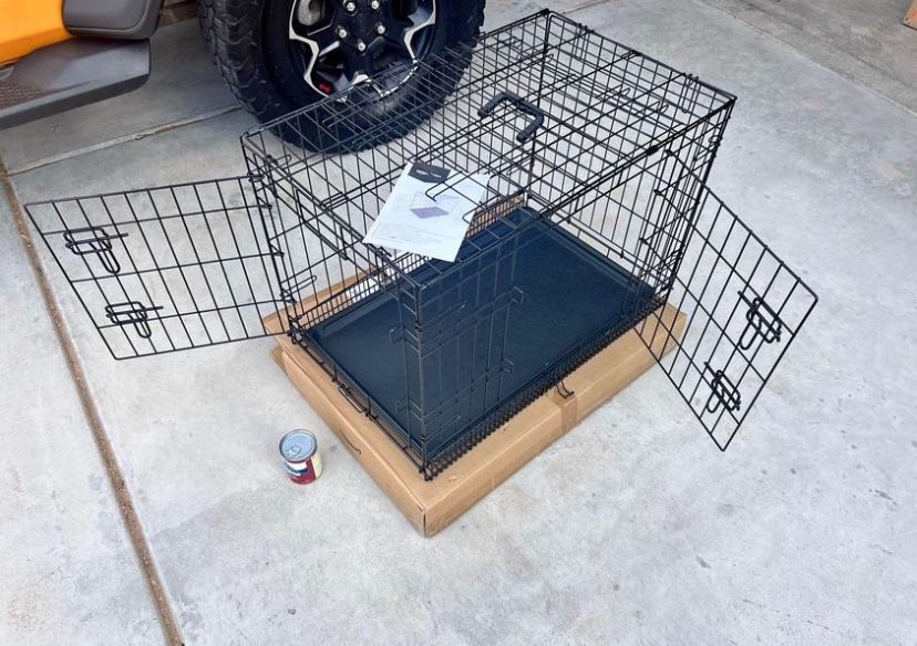 Medium New Dog Crate 24” Pet Cage Kennel 