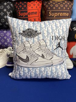 Sneaker Pillow 18X18