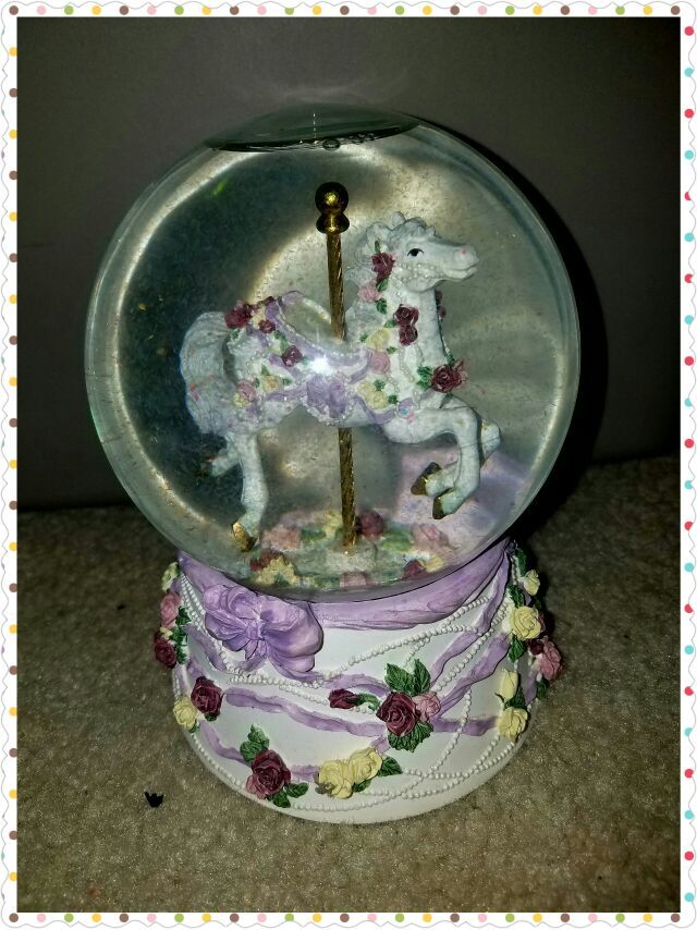 Carousel Horse Snow Globe