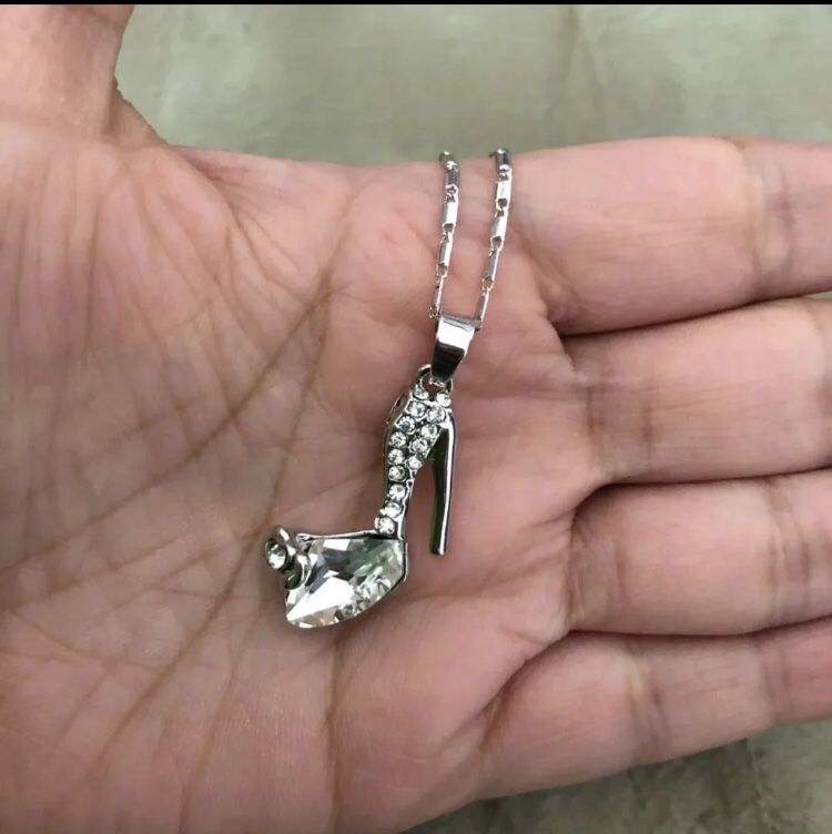 White Gold Plated High Heel Pendant Necklace