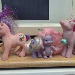 Lot Of Vintage My Little Ponies
