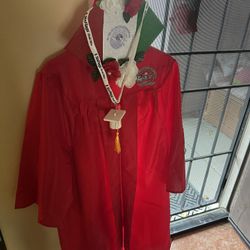 Oak Hills High School Cap And Gown