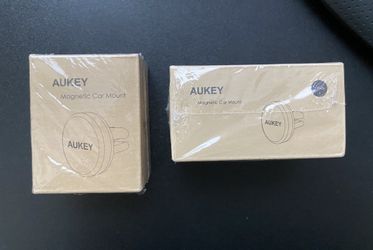 Aukey Magnetic Car mount