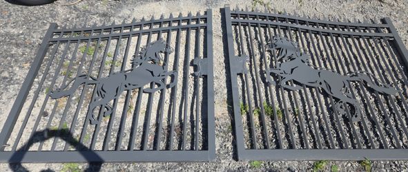 Metal swing Gate