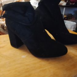 Black Felt Women's Size 9  Ankle Boots
