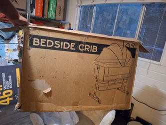 BRAND NEW 3-in-1 Baby Bassinet Bedside Sleeper / Crib (New In Box)