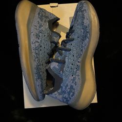 Yeezy 380 Covellite NEW