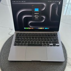 MacBook Air(2020) M1 Chip 8gb 