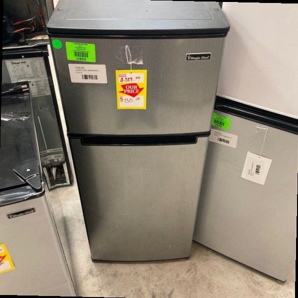 Magic Chef mini Fridge Hmdr450se KSZ