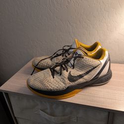 Kobe 6 Basketball Shoes (Size 14 Men's)