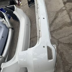 Jeep Grand Cherokee Rear Bumper Oem