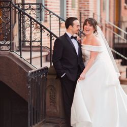 Essence of Australia Wedding Gown - D2716