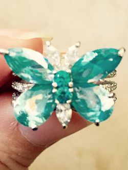 Butterfly ring